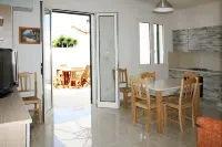 At 80 meters from the sea - Gallipoli - Mancaversa - new villa with terrace overlooking the sea Hotels in Marina di Mancaversa