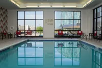 Hampton Inn and Suites Tulsa Downtown - Pools