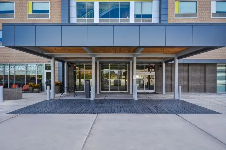 Home2 Suites by Hilton Columbus Downtown Отели рядом с достопримечательностью «Vue Columbus»