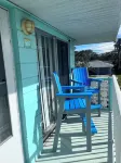 Charming 2-bedroom condo with WiFi, AC in gorgeous New Smyrna Beach