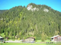 Spacious 3 Bedroom Apartment - outstanding views