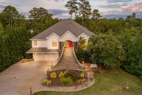 #1 Lkg Family Retreat- Heated Pool, Golf Range, Firepit & Bocce, New 200HP Boat!