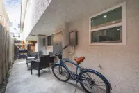 Long Beach Spot - BBQ - Fireplace - Free Parking - No Cleaning Fee!