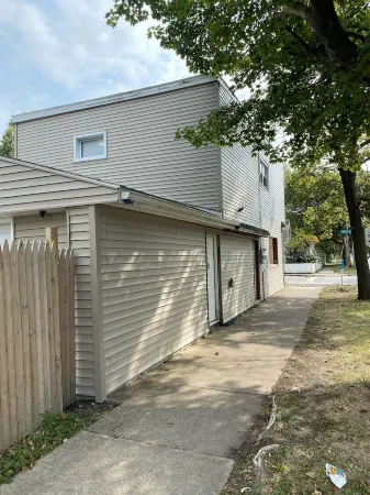 Entire Condo Minutes from Niagara Falls (USA)