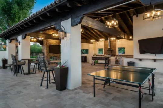 3- Acre Privately Gated Ranch Heated Pool, Outdoor Living