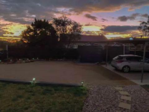 Country cottage in the heart of the Granite Belt