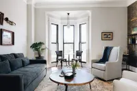 Ulysses Suites, Suite 301