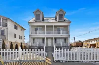 Oceanfront Villa with Skyline Views 住宿飯店
