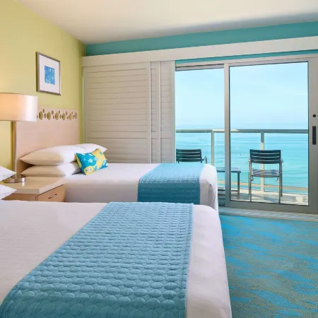 Waikiki Circle Hotel by Castle