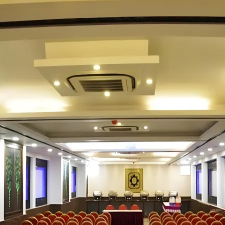 Hotel Melrose Inn - Near Railway Station , Aligarh