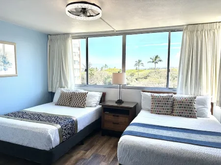 Spacious 2bedroom/2bath Beach Front Condo