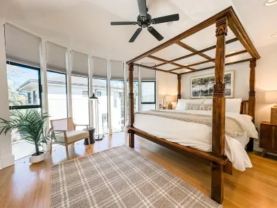 Best Kapalua Location w/ 3 bedrooms, hot tub, lanai w/ 2 car garage @ Napili Bay