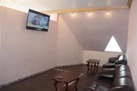 Tayozhnyij Ohotnik Hotel