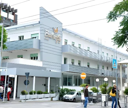 Hotel Butterfly Wellness & Spa Отели в г. Римини