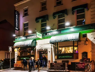 Hanover Hotel & McCartney's Bar โรงแรมใน