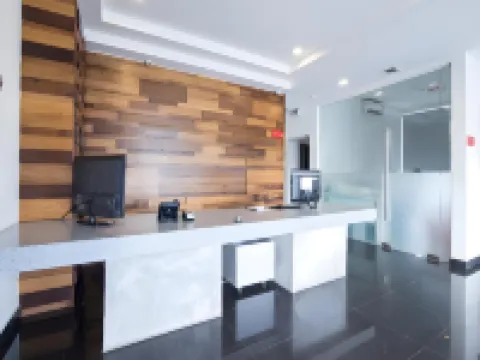 Iris Hotel