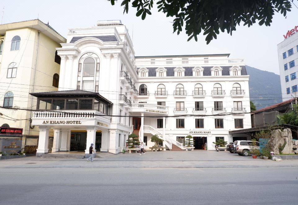 3. An Khang..