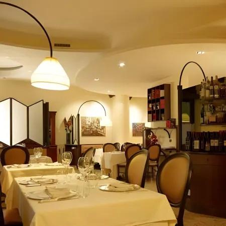 Hotel Moderno