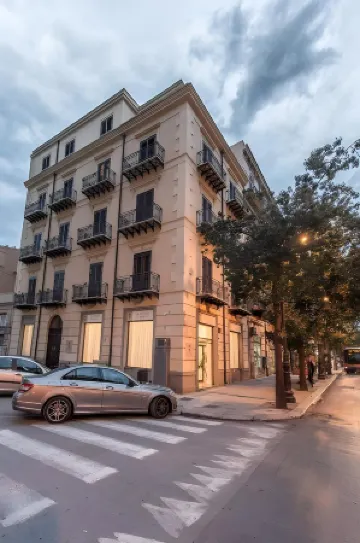 Artemisia Palace Hotel