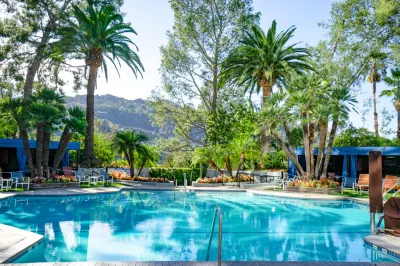 Hilton Los Angeles-Universal City Отели в г. Лос-Анджелес