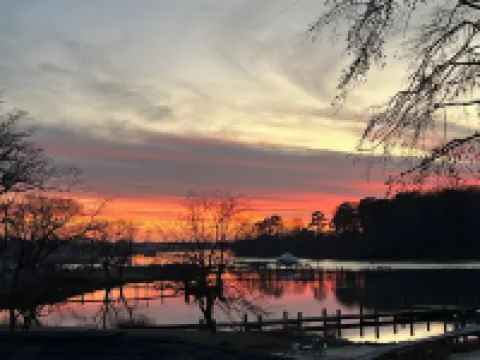 Island Blue Getaway! Brand new charming family friendly Home on Kent Island MD Hotels in Queen Annes County