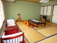 Enjoy the Smell of the Sea at Aokura-Tei Hotels near JR Chikura station
