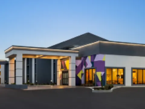 Spark by Hilton Nashville at Opryland Hotels in Nashville