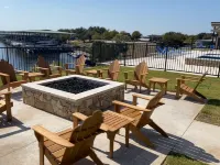 Harborview FIRST FLOOR Condo w/ resort amenities easy poolside access w/ views!