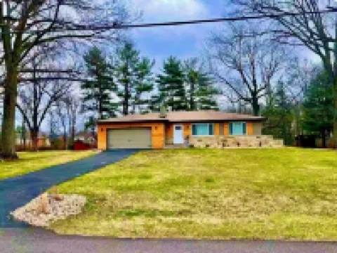 Charming Loveland home, Close to everything!