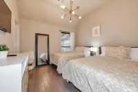 Gorgeous Spacious home in Pearland!!