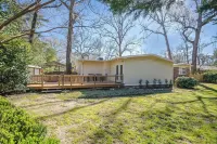 Spacious 3-bed/3-bath home close to Bruce's Field!