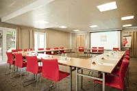 Ibis Senlis Hotels in Senlis