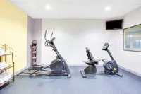 Days Inn & Suites by Wyndham Russellville - Phòng tập thể hình