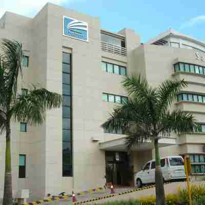 SanTomas Suites Hotel Exterior