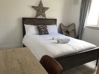 James’ Place @ Bike Park Wales and the Brecon Beacons Hotels in Cyfarthfa