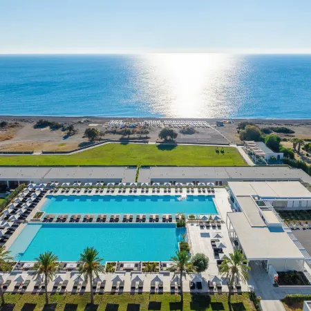 Gennadi Grand Resort