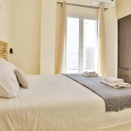 Nautilus Apartments Airport by Airstay