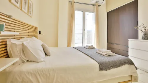 Nautilus Apartments Airport by Airstay - Bãi đậu xe
