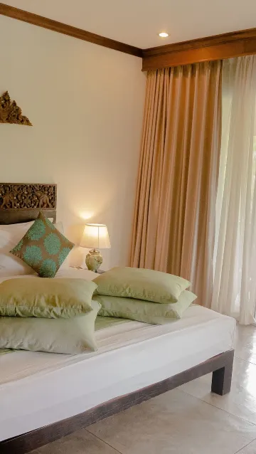 ห้องจูเนียร์ดับเบิล, เตียงคิงไซส์ 1 เตียง, ระเบียง, ห้องมุม