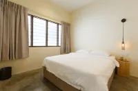 Cozy 2-Bedroom Landed House Near Icon City, Bukit Mertajam