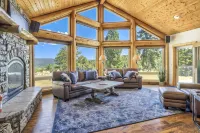 Rustic Luxury Hotel di Woodland Park