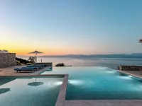 Sampatiki Suites - Seaview Luxury Suites with Breakfast and Spa - Havudsigt