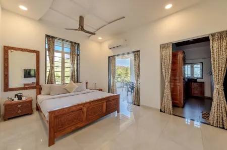 CosmicStays Ekantam - Mountain View Villa Near Pune Отели в г. Saiv Kh