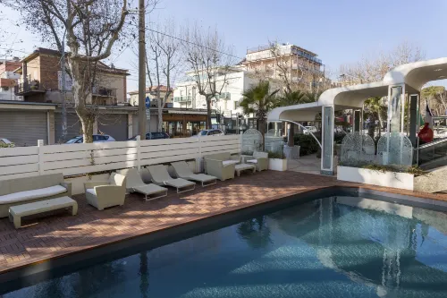 Best Western Maison B Hotel - Hot Tub