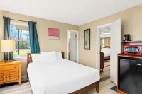 Rodeway Inn Formerly Camp Inn Lodge Hotels in Oscoda