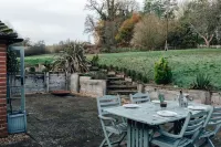 Hunts cottage - Pet friendly Hotels in South Oxfordshire