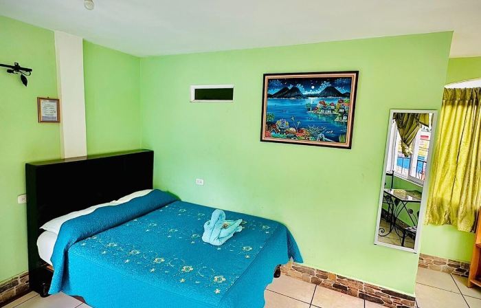 Hotel Emiss Panajachel