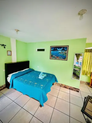 Hotel Emiss Panajachel