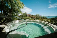 Parador Nature Resort and Spa - Hot Tub