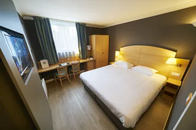 DC Hotel & Restaurant Brussels South فنادق في Forest
